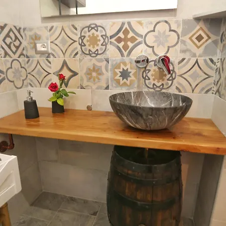 Kasa Kalagonis * Maracalagonis