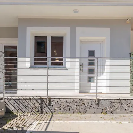 Kasa Kalagonis Apartmán *